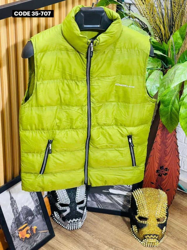 ملابس رجالي