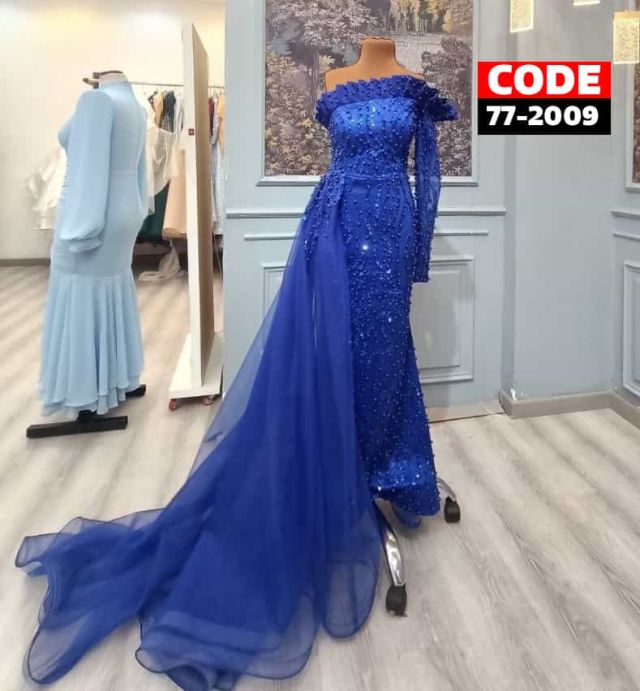 ملابس نسائية