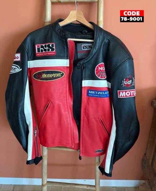 ملابس رجالي